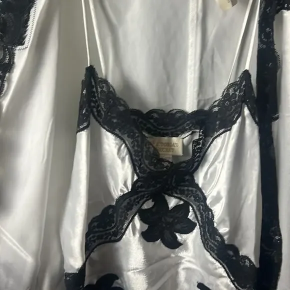 Vintage NWT Victoria’s Secret Gold Level Two Piece Lingerie Set Size Medium
